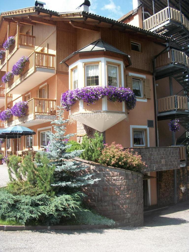 Hotel Vallechiara Moena Ngoại thất bức ảnh
